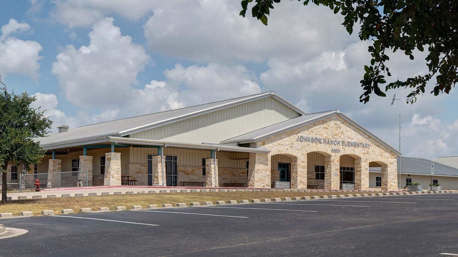 casa en Johnson Ranch 55' por Perry Homes