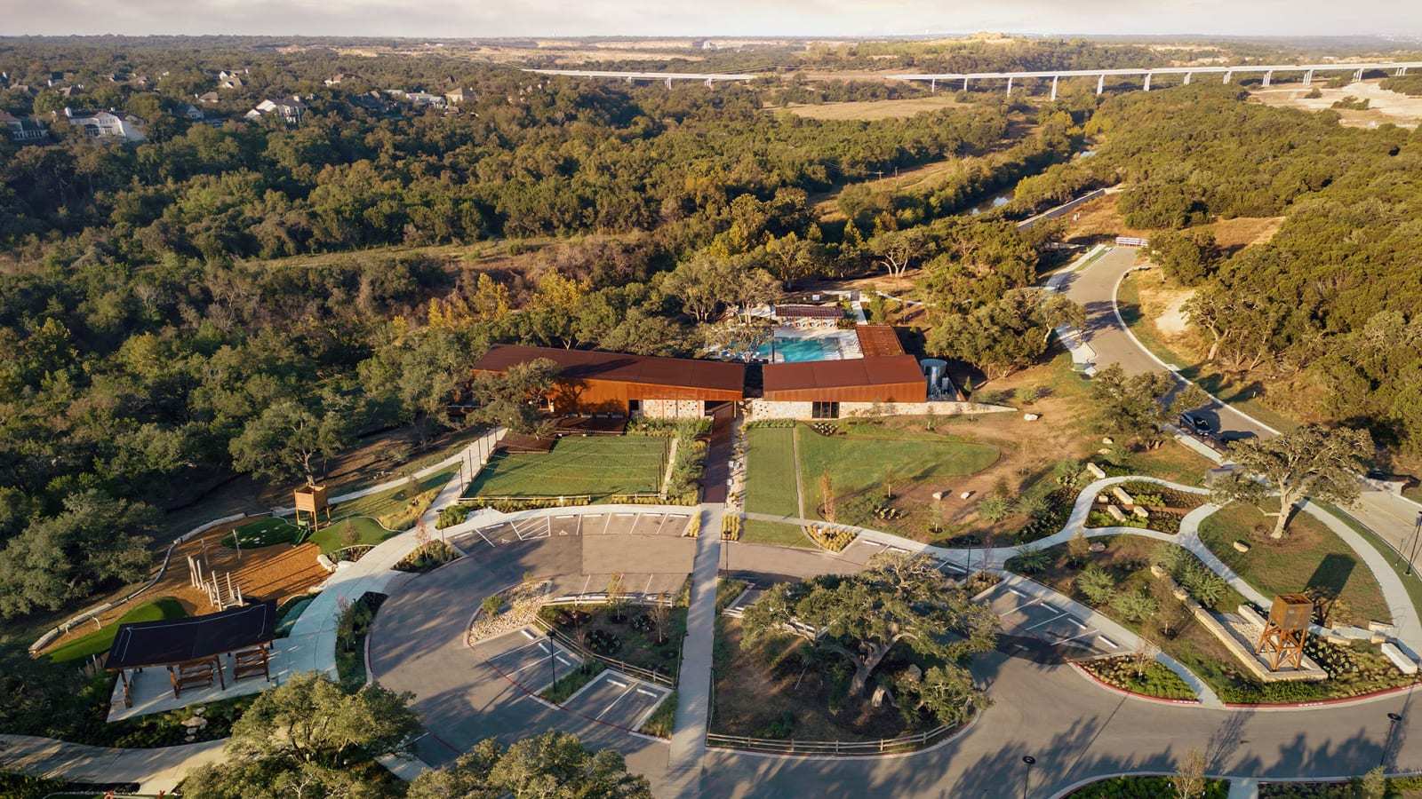 casa en Wolf Ranch 51' por Perry Homes