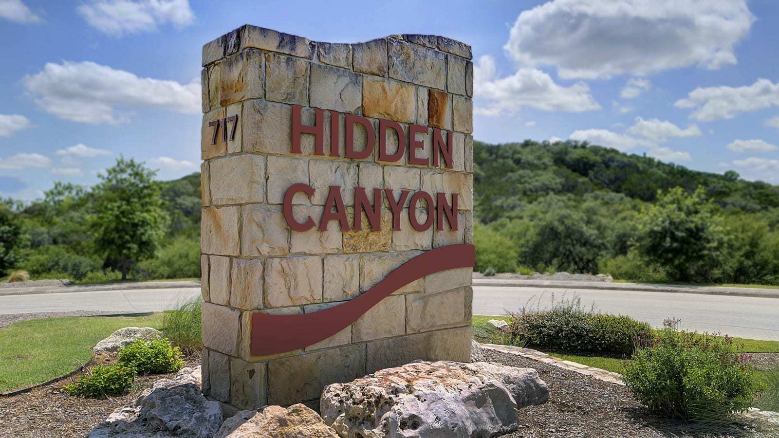 casa en Hidden Canyon 55' por Perry Homes