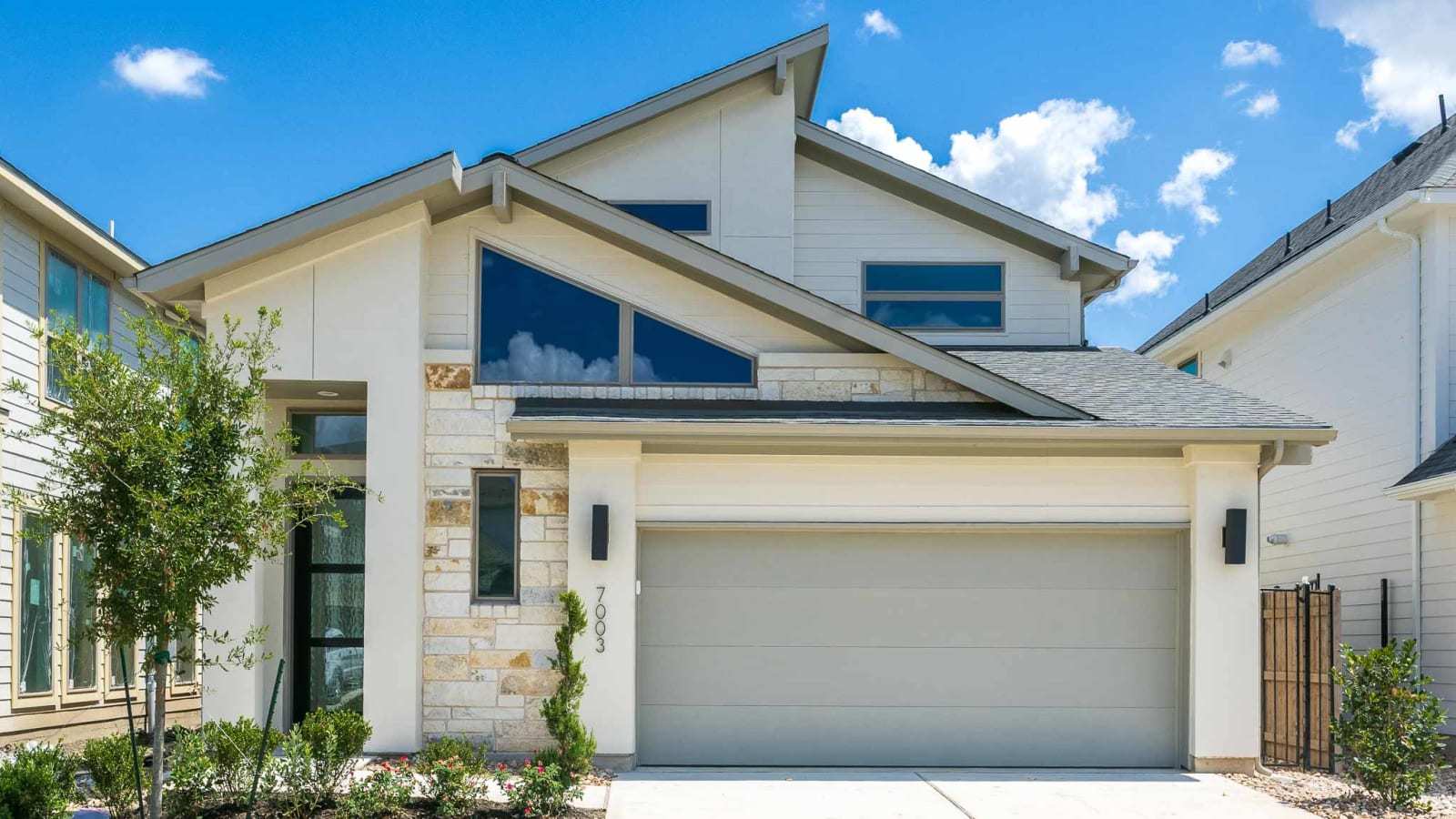 2412E - Easton Park 40': Austin, Texas - Perry Homes