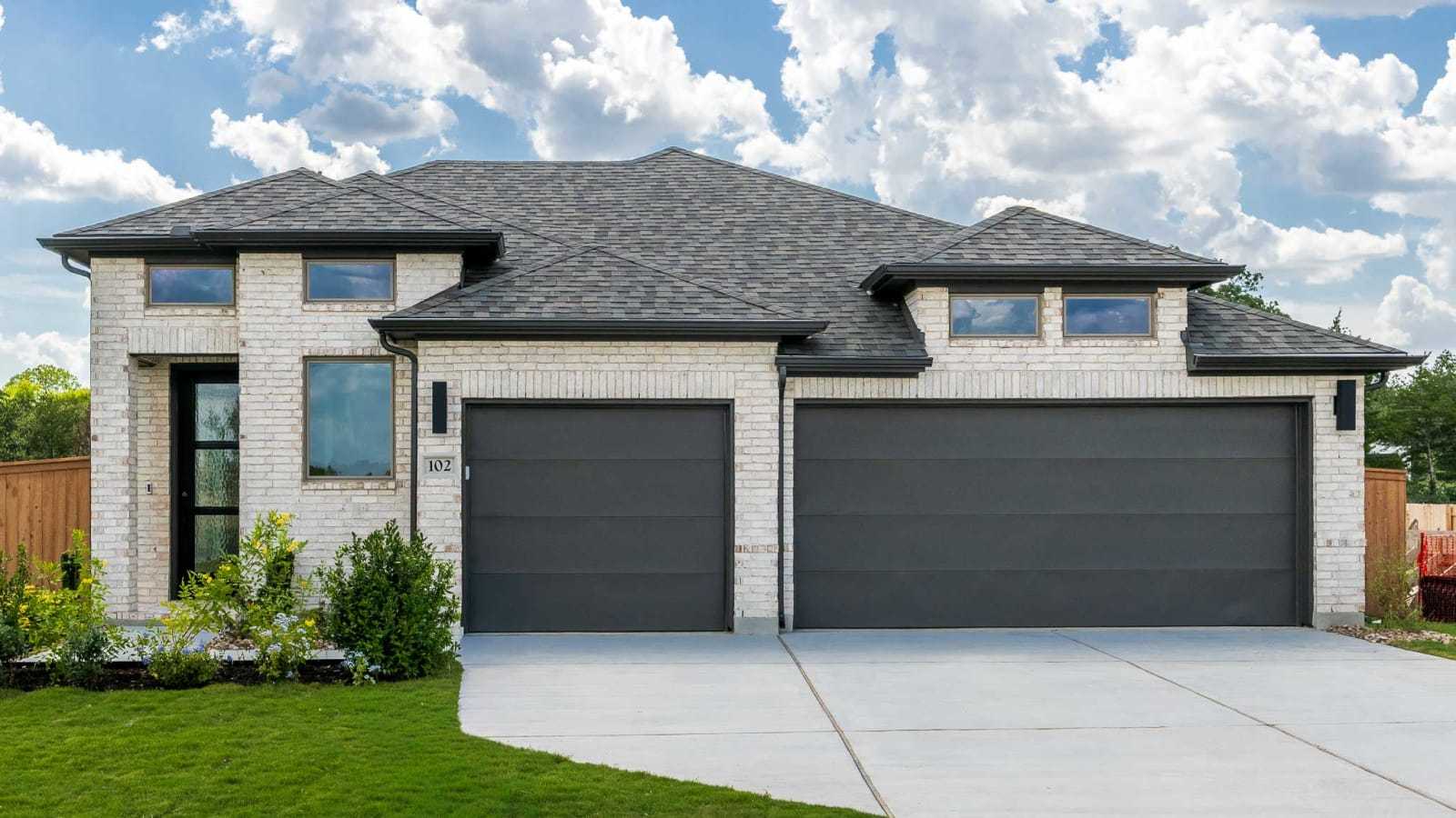 2263W - The Colony 45': Bastrop, Texas - Perry Homes