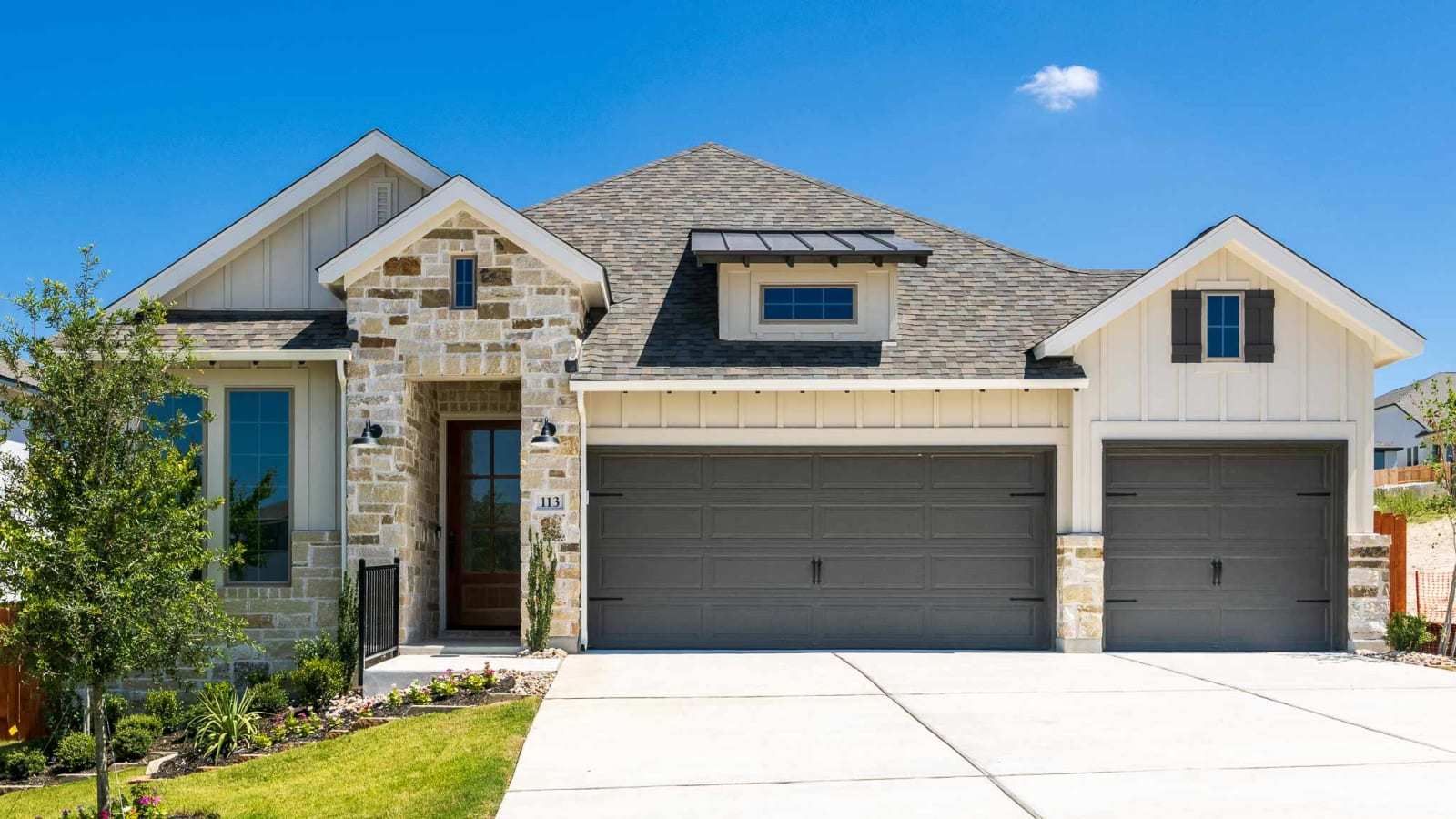 2776W - Lariat 60': Liberty Hill, Texas - Perry Homes