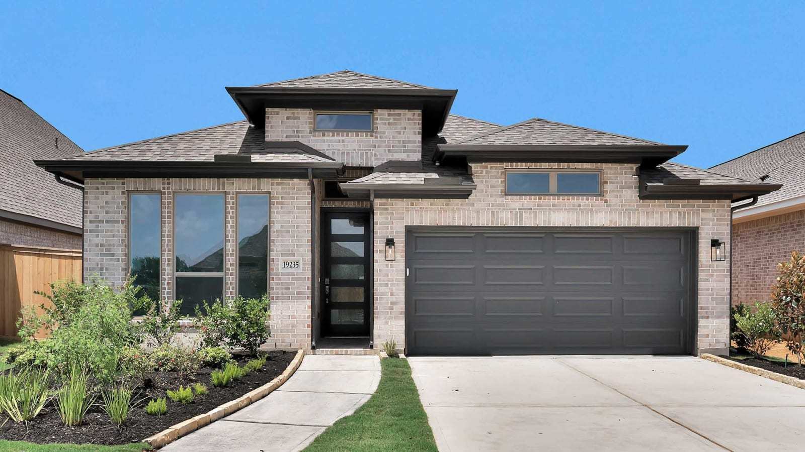 2188W - Valencia 45': Manvel, Texas - Perry Homes