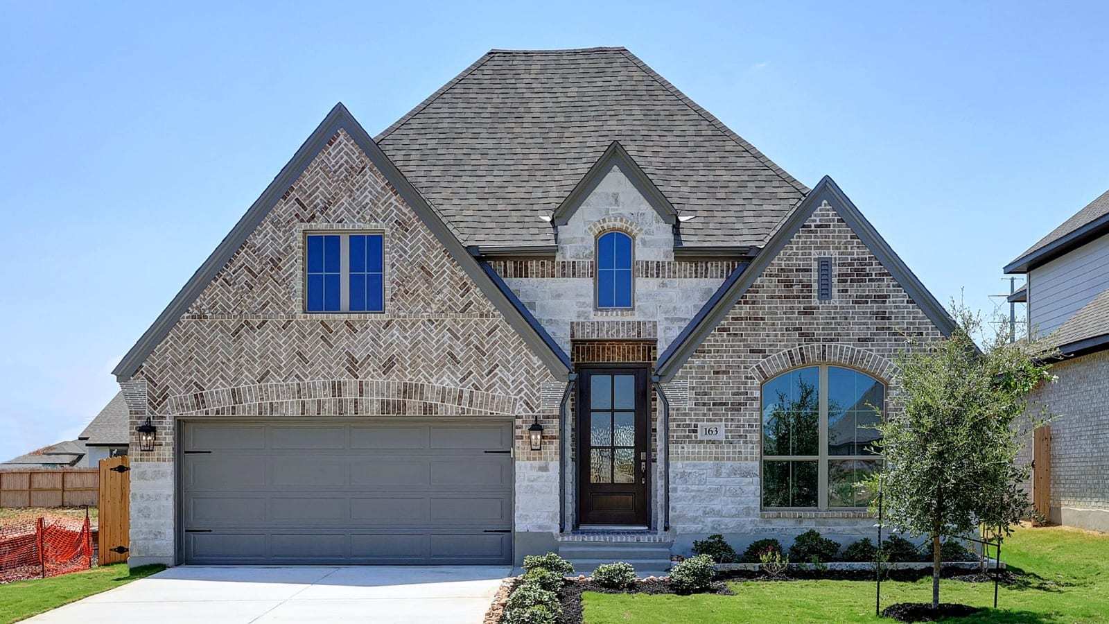 163 Haby Glen (2545W)