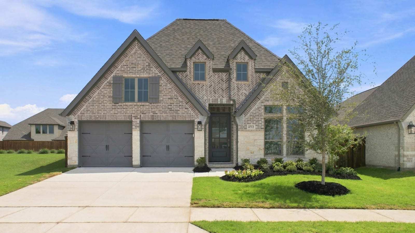 4712 Zinnia Drive (2574W)