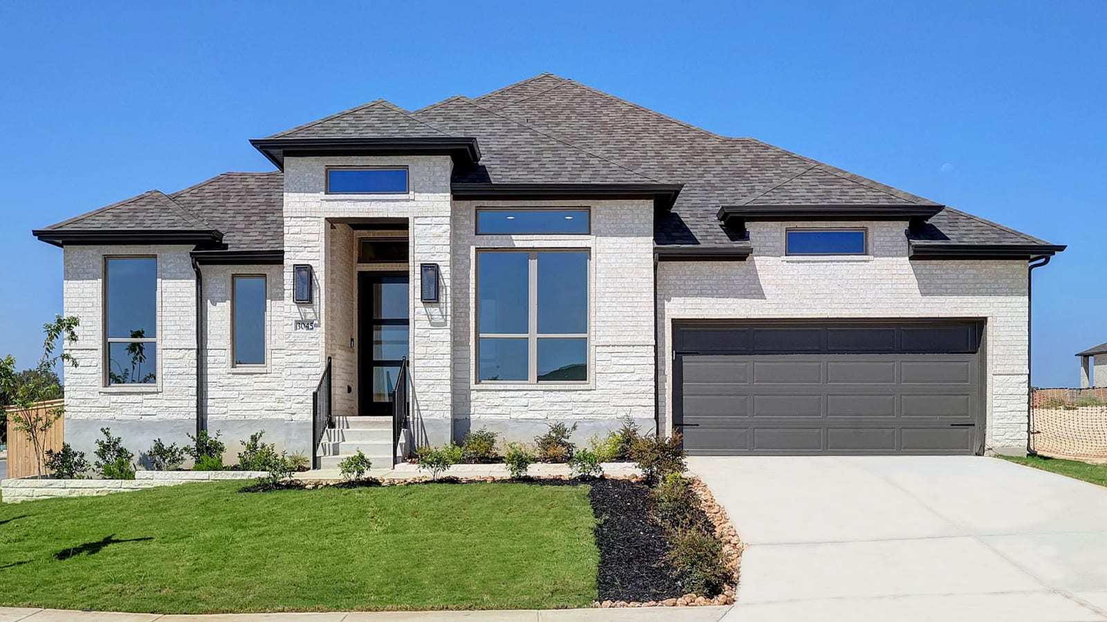 3045 Wild Skies (2944W)