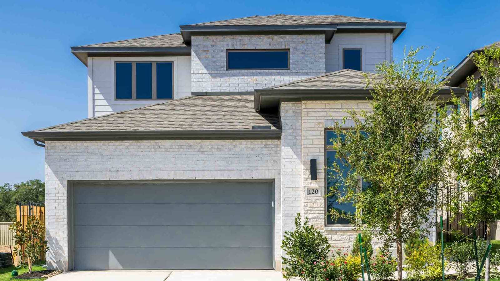 2370W - Santa Rita Ranch 40': Liberty Hill, Texas - Perry Homes