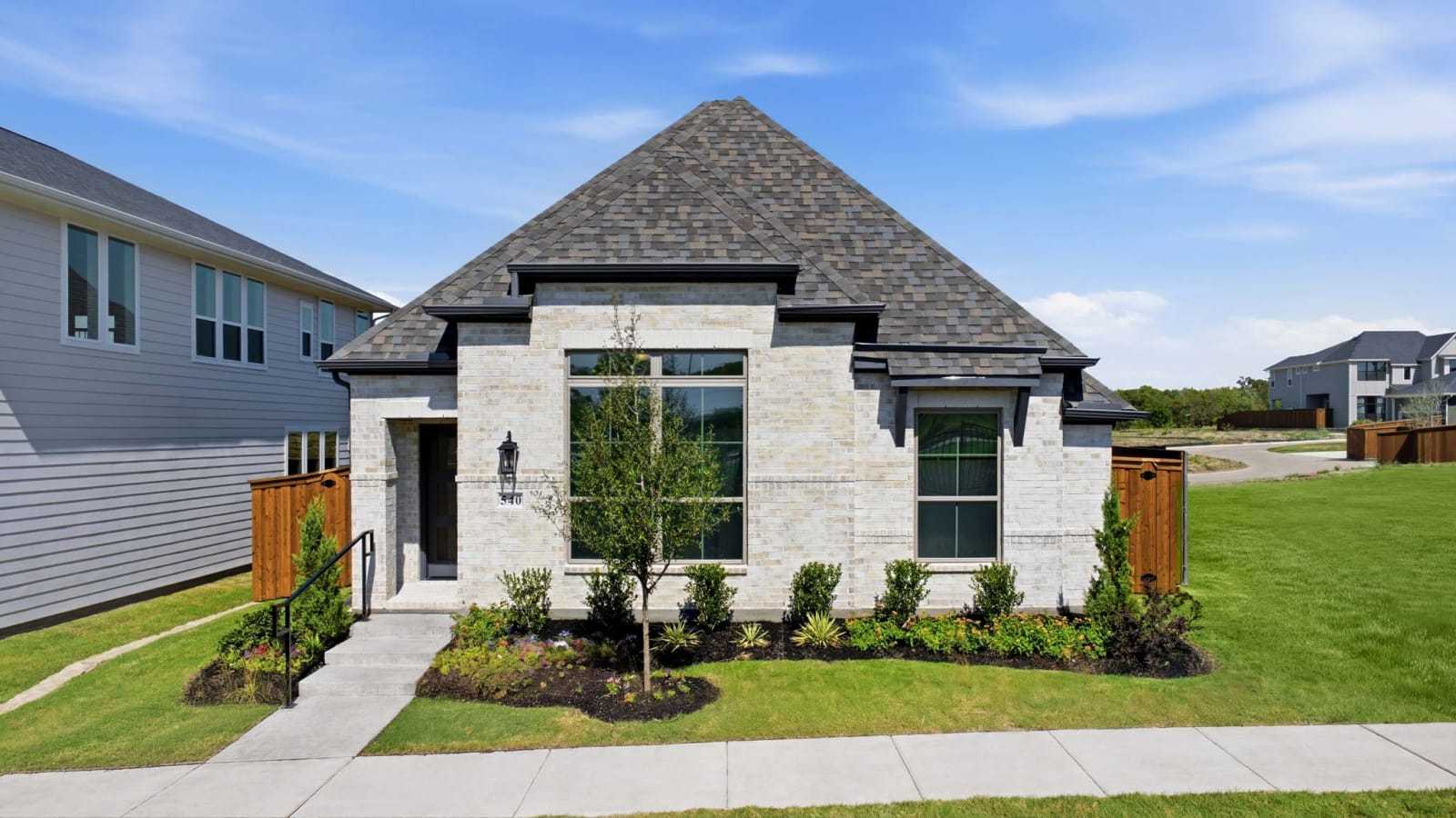 540 Stark Mews