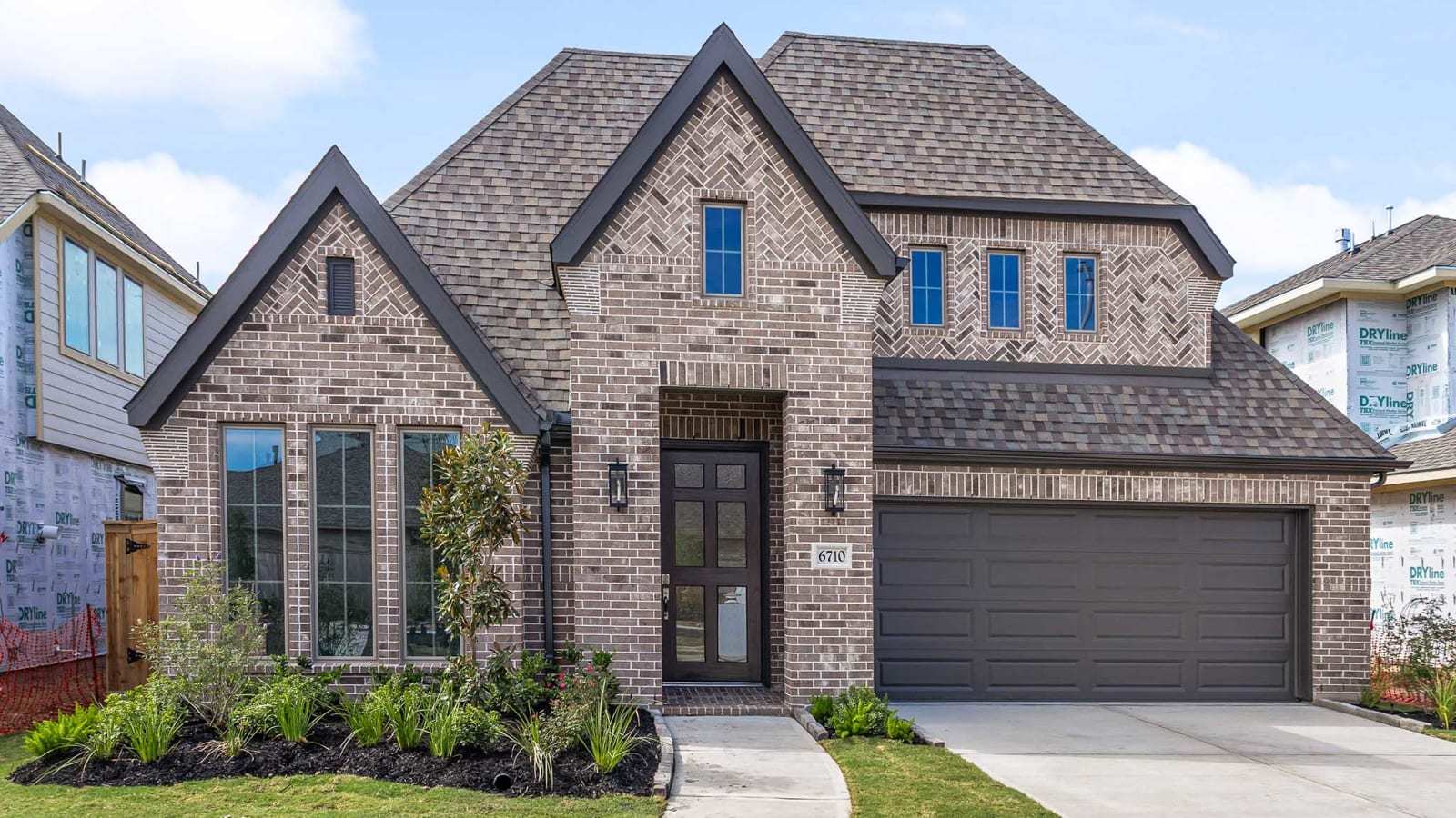 2544W - Valencia 50': Manvel, Texas - Perry Homes