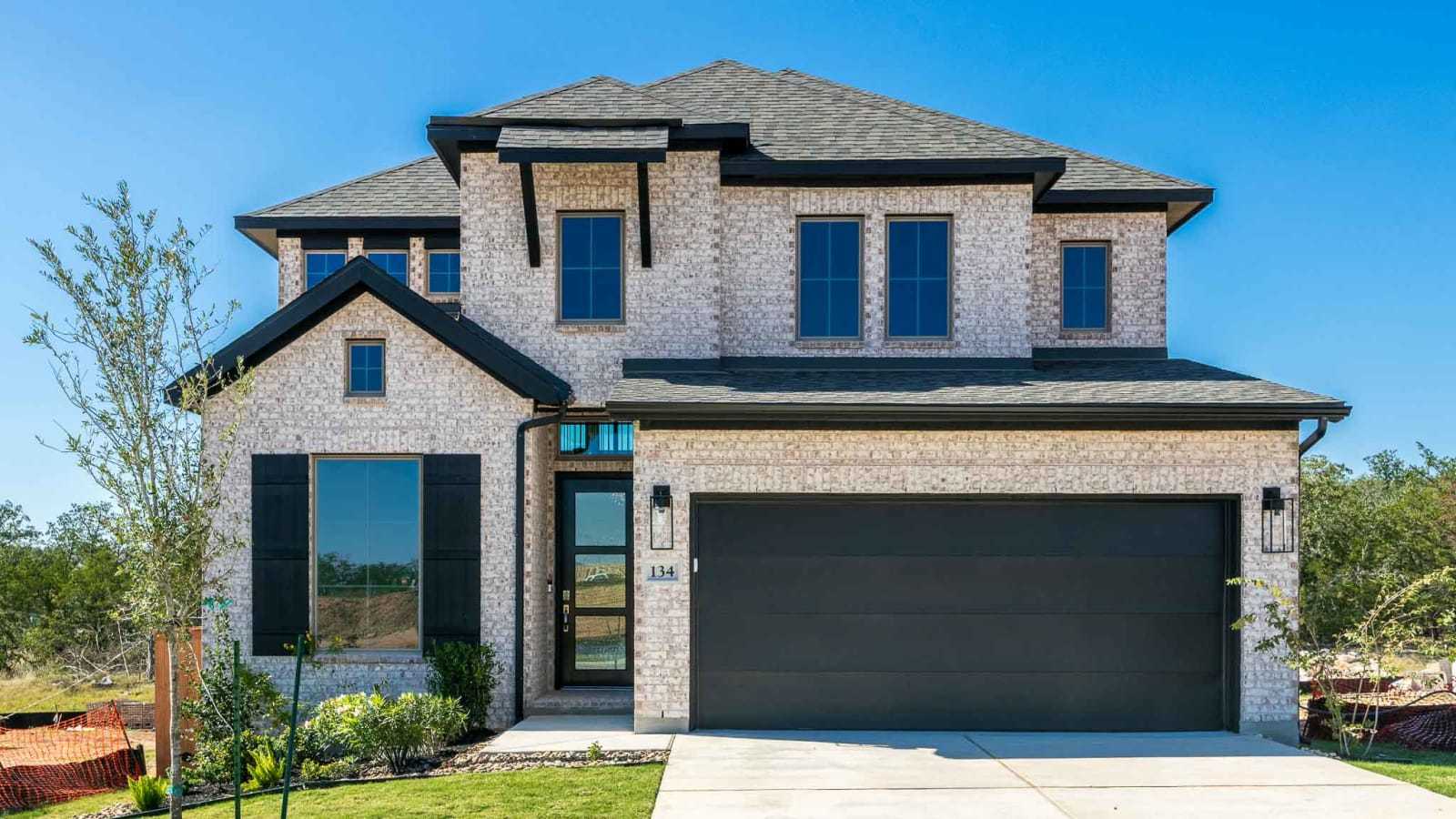 2527W - The Colony 45': Bastrop, Texas - Perry Homes
