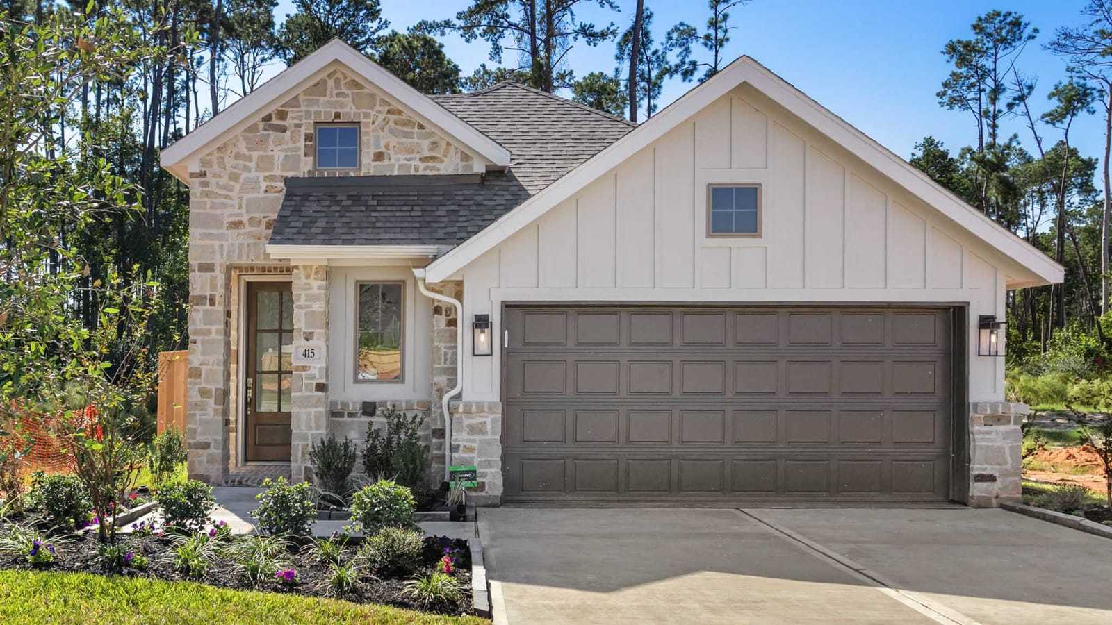 1736W - The Woodlands Hills 40': Willis, Texas - Perry Homes