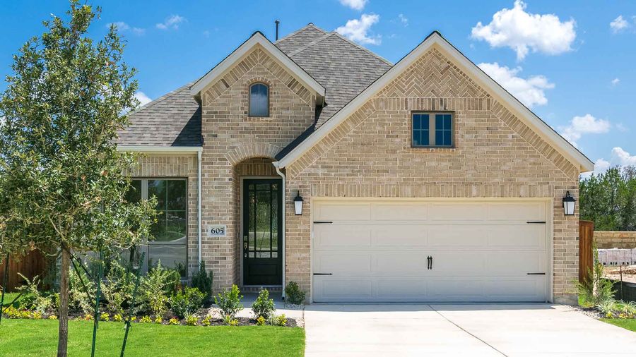 605 Estacado Lane (1984W)