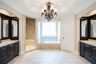 casa en Pete Davis Custom Builders por Pete Davis Custom Builders