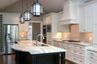 casa en Pete Davis Custom Builders por Pete Davis Custom Builders