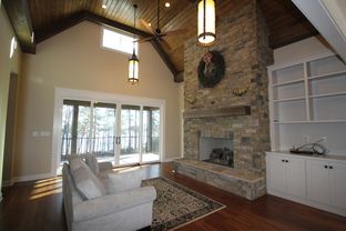 Pierce Built Homes, LLC por Pierce Built Homes, LLC en Greenville-Spartanburg Georgia