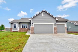 Prarie Construction Homes LLC por Prarie Construction Homes LLC en Wichita Kansas