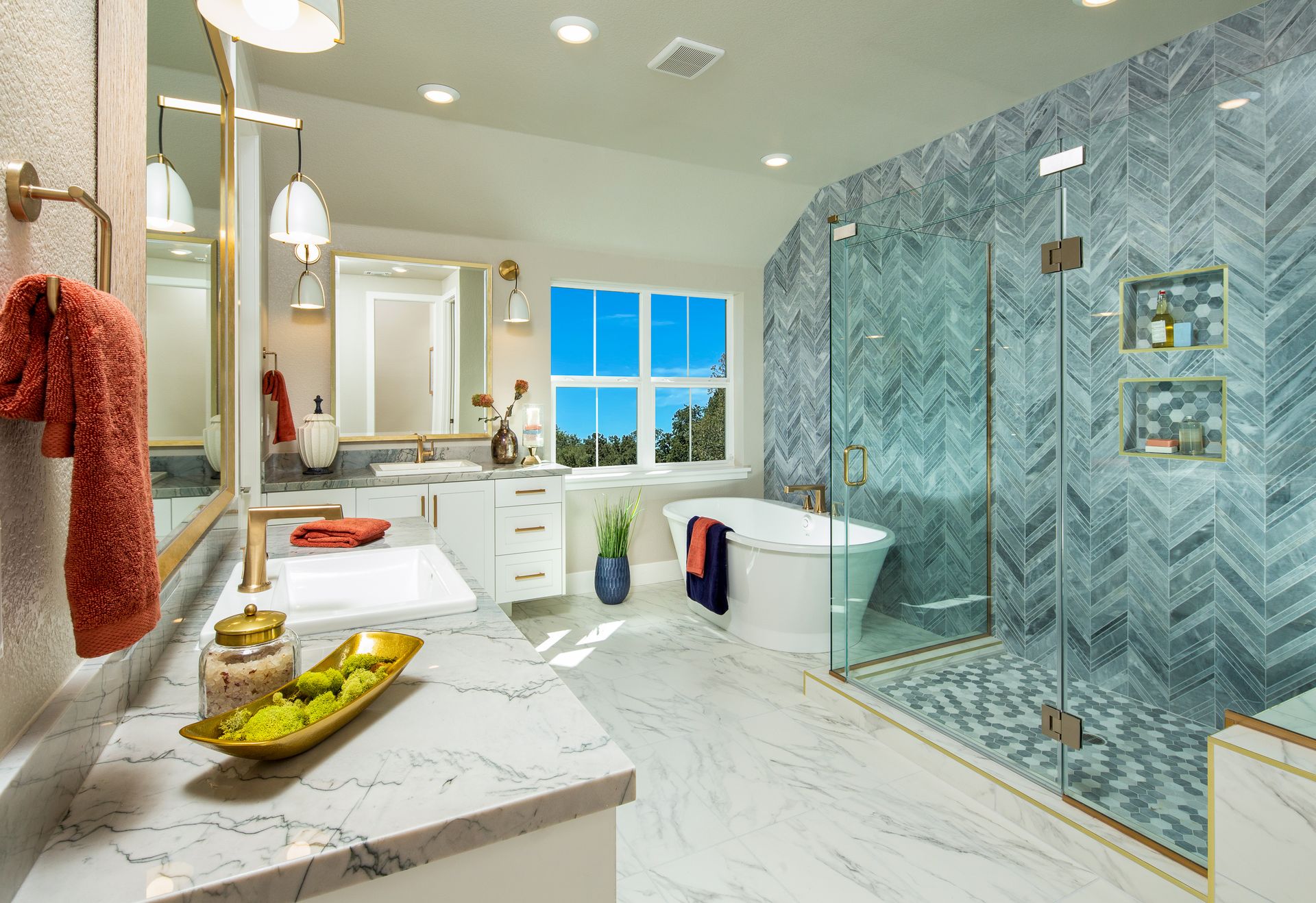 Grand Suite Bath
