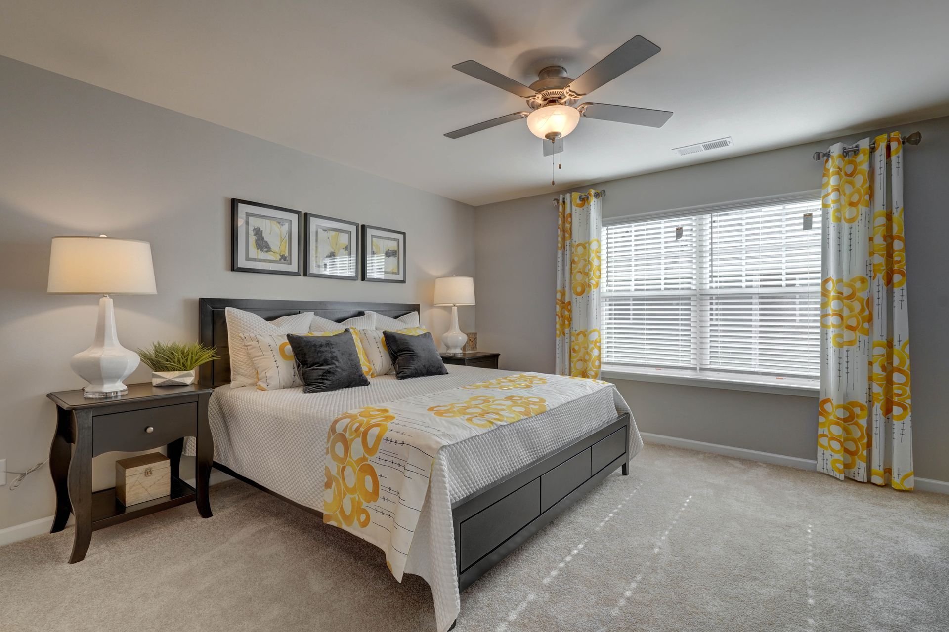 Owners Bedroom UE
