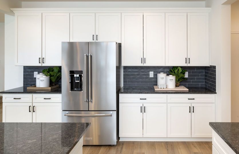 Lot of Kitchen Storage