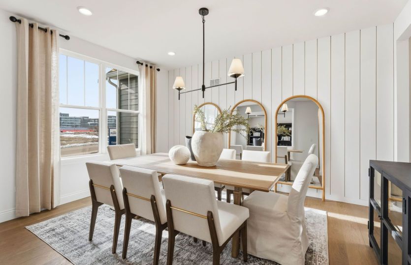 Formal Dining Room, Perfect for Entertaining