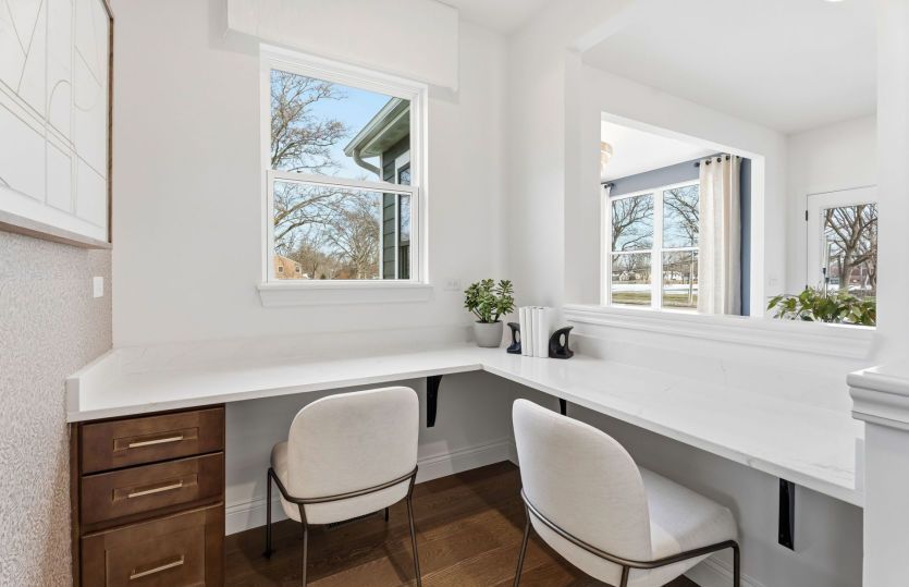 Pulte Planning Center®, Adjacent to Kitchen and Café