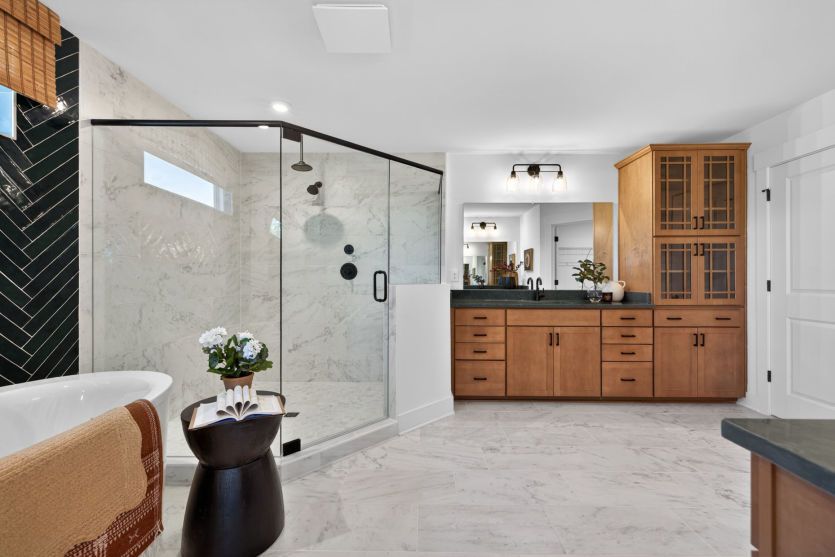 Owner's Bath
