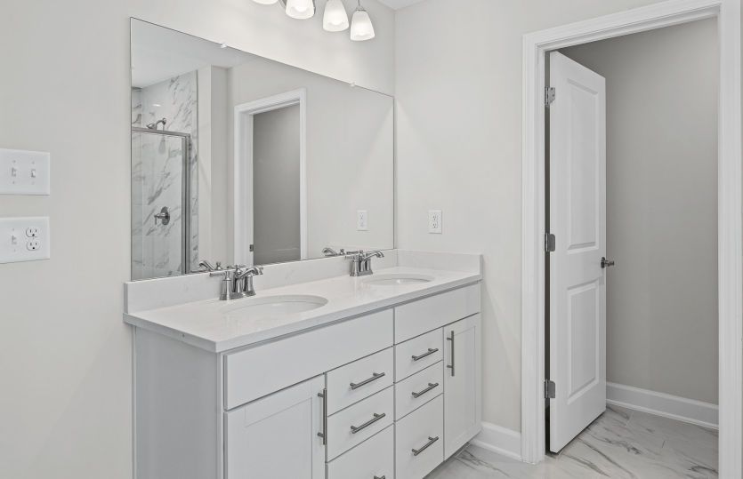 Owner's Bath