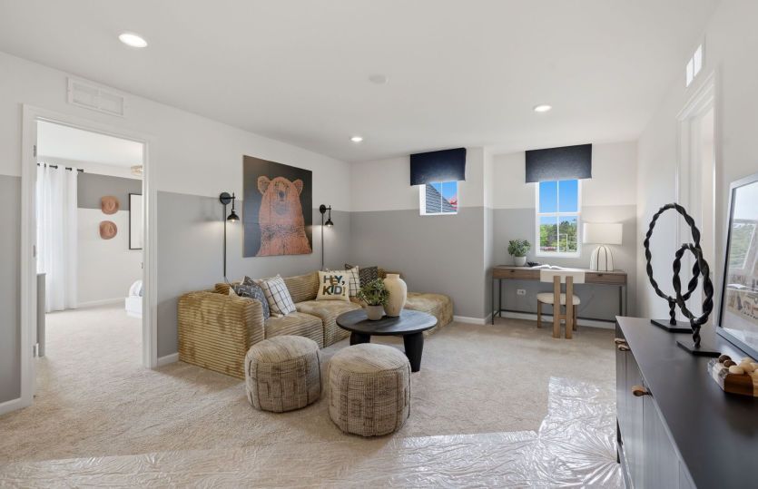 Spacious Upstairs Loft