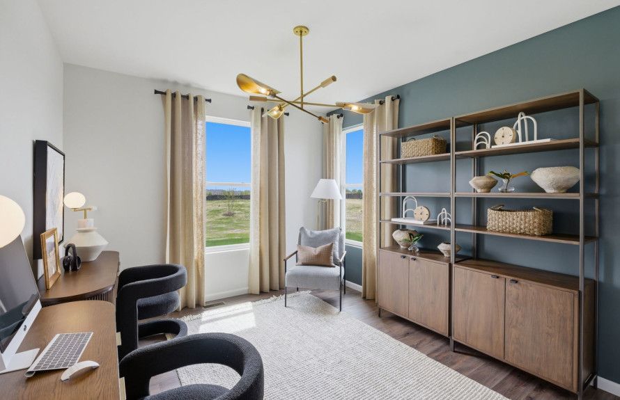 Flex Rooms/Home Offices
