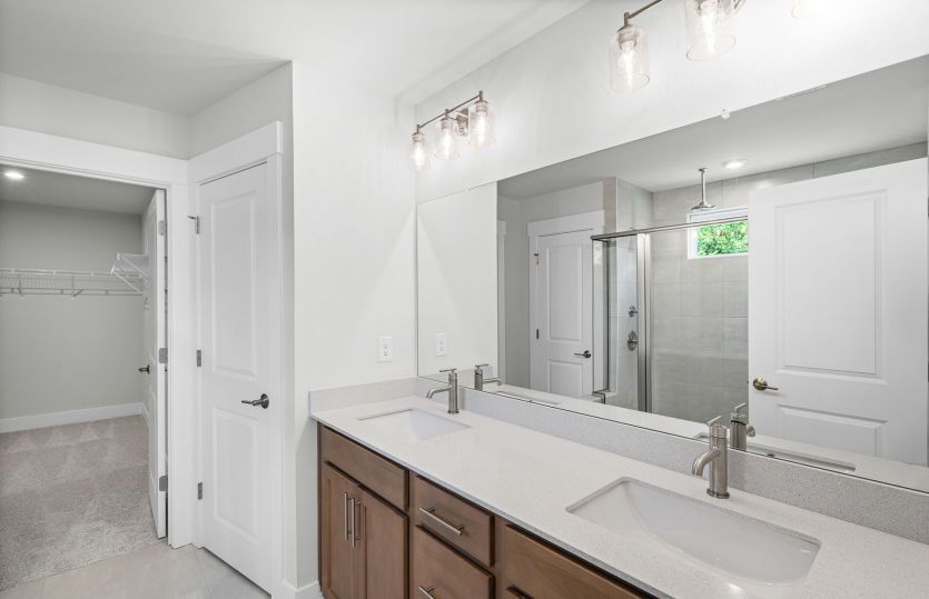 Owner's bath