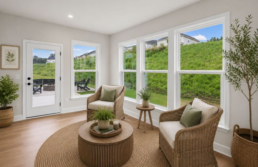 Virtually staged sunroom