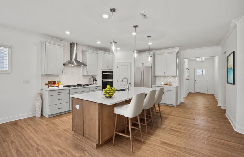Large Spacious Kitchen