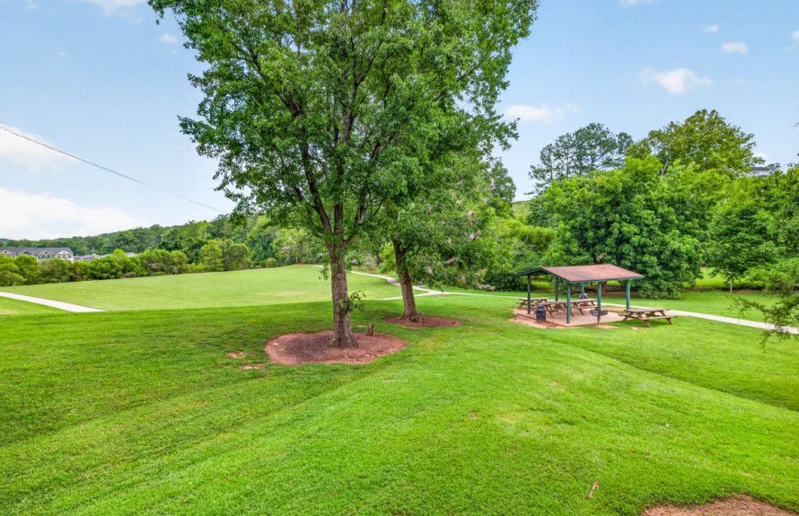 Nearby Calvin Farmer Park
