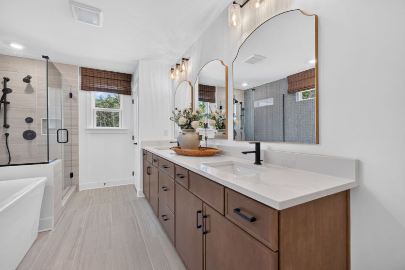 Owner's bath
