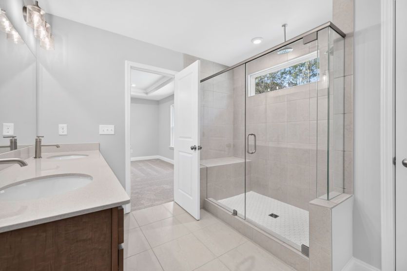 Owner's bath