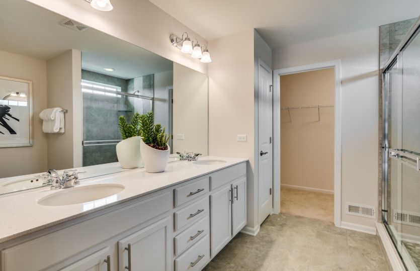 Dual Vanity in Owner's Bath