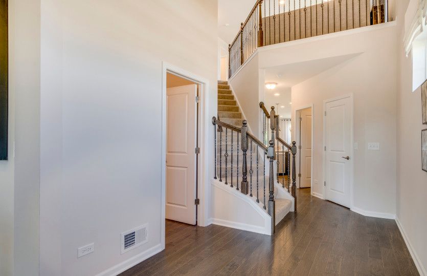 Elegant Two-Story Foyer