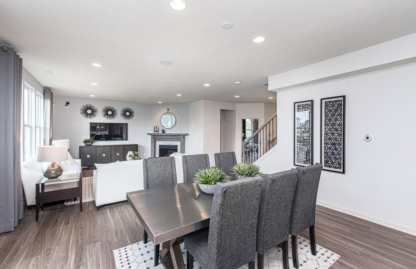 Cafe/Dining Area, Open to Gathering Room