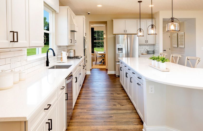 Large Chef's Kitchen