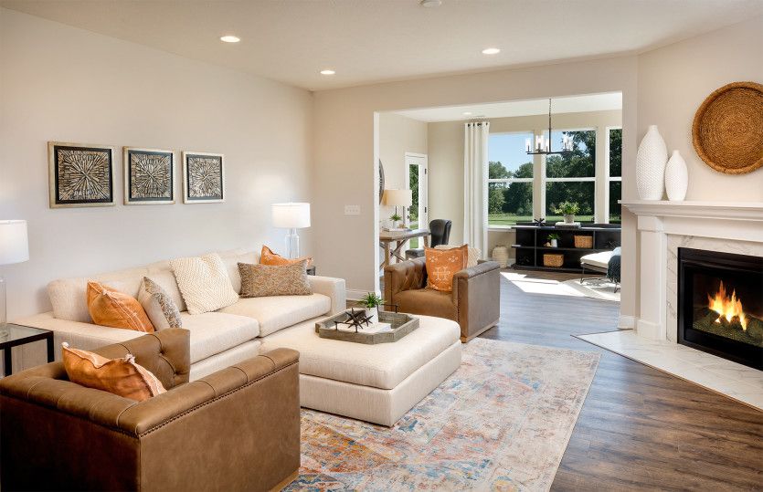 Gathering Room Open to Opt. Sunroom