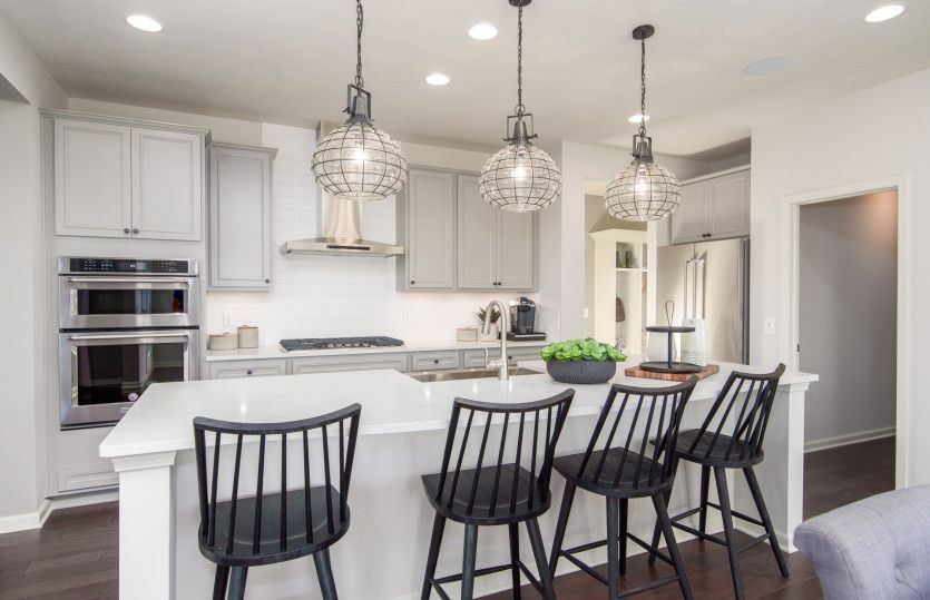 Large Eat-In Kitchen Island