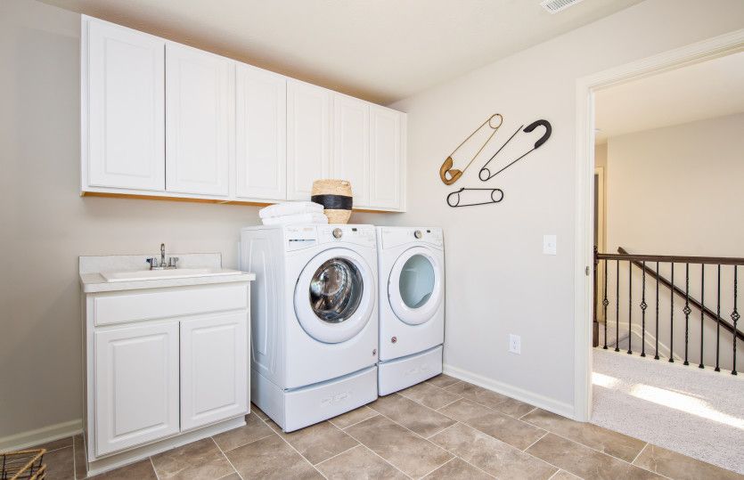 Second-Floor Super Laundry