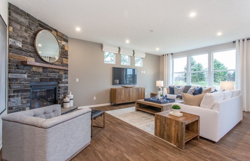 Cozy Gathering Room, Perfect for Family Movie Night