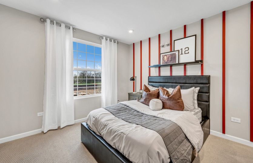 Secondary Bedroom with En-Suite Bathroom