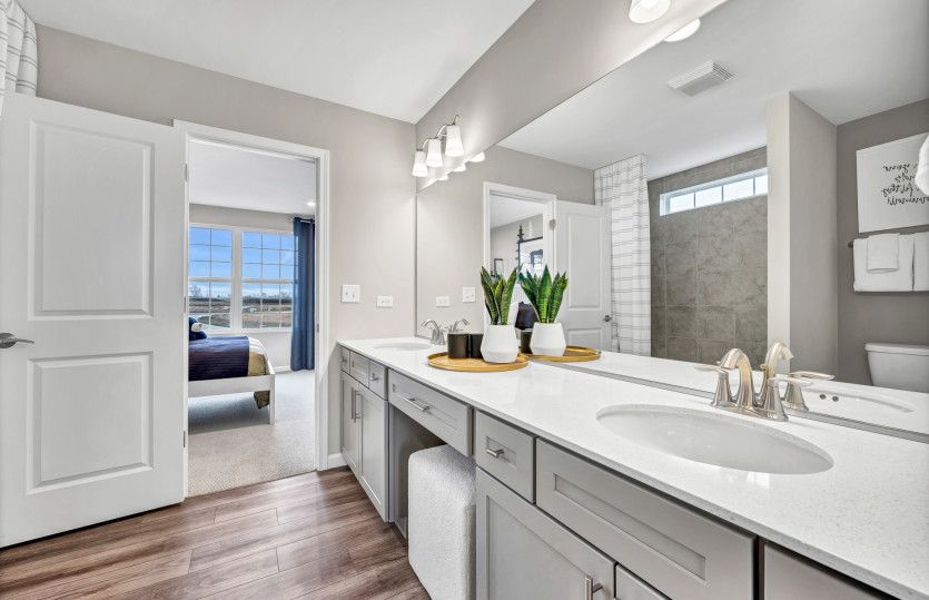 Shared Bathroom in Secondary Bedrooms