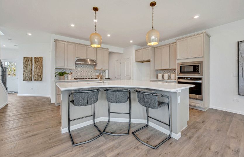 Kitchen with Large Island