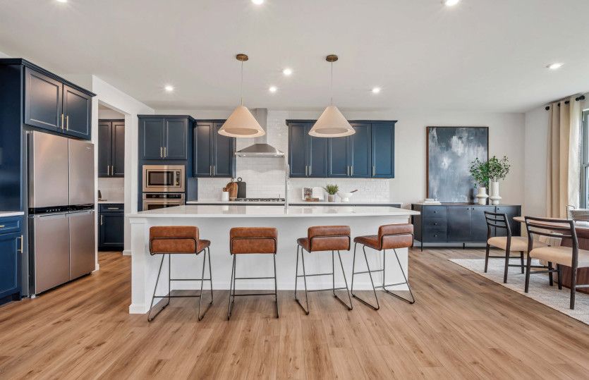 Kitchen with Large Curved Island