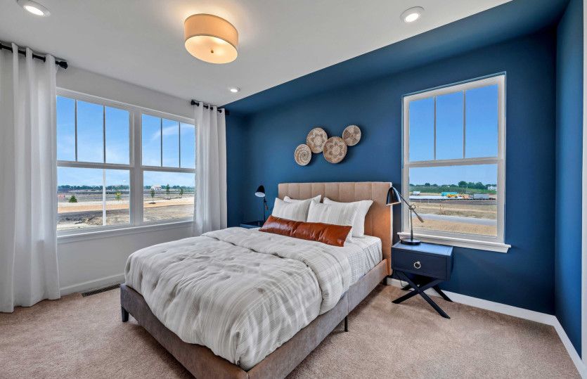 Secondary Bedroom with En-Suite Bathroom