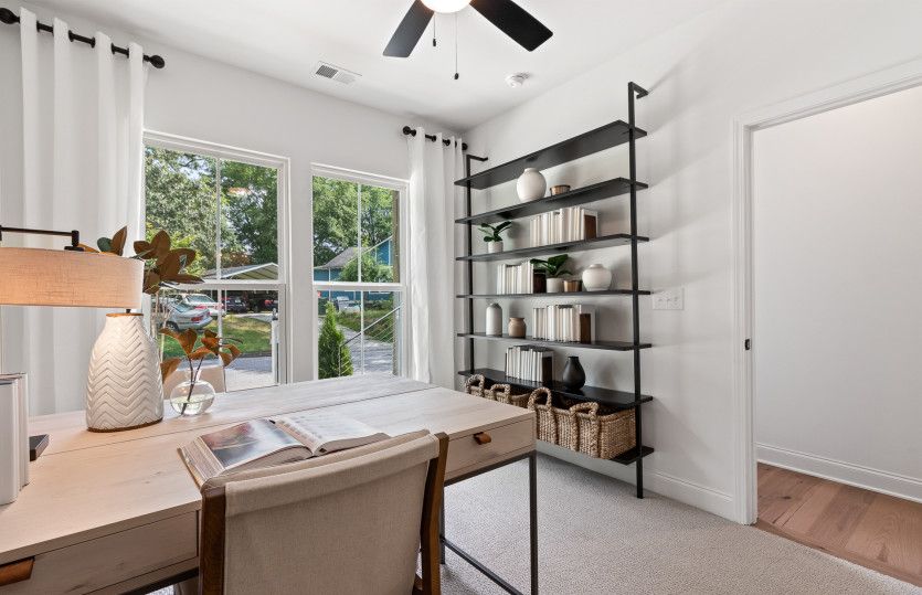 Bedroom/Flex Space
