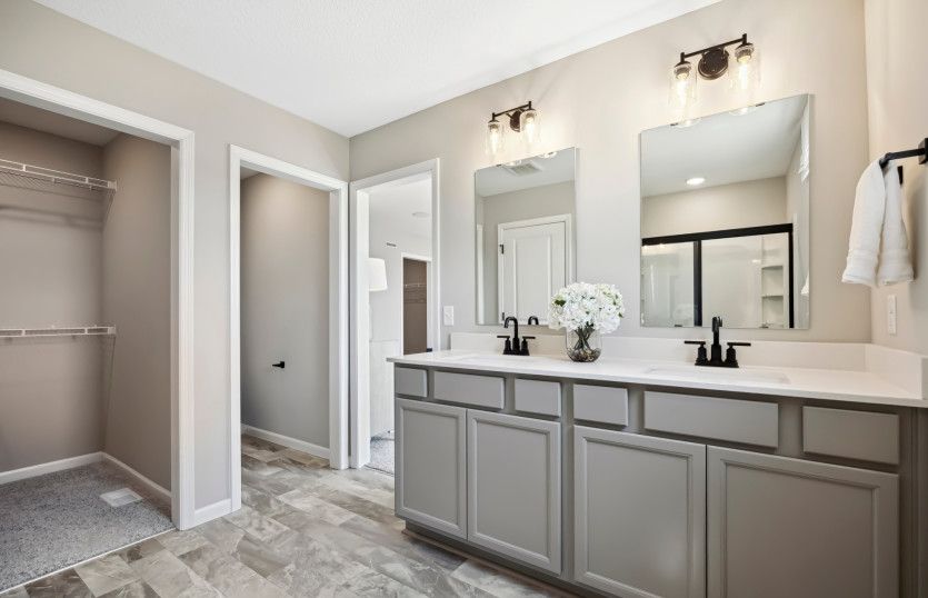 Owner's Bath with Double Bowl Vanity